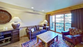 Crestwood 2109 Premier 2 Bedroom - 0