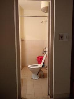 Cozy fully furnished 2bhk Flat Cooke town - Bangalore - 2