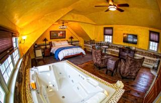 Unique Vacation Rental with Mountain Views near Jim Thorpe, Pennsylvania - 3