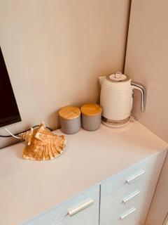 Ensuite guest room - Private entrance - Bournemouth - 0