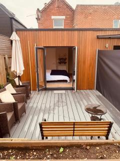 Ensuite guest room - Private entrance, no pets - Bournemouth - 4