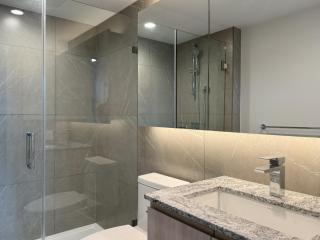 Downtown Center Silverstone Tower I and II Long-Term Booking Only Your second home in Vancouver - Vancouver - 1