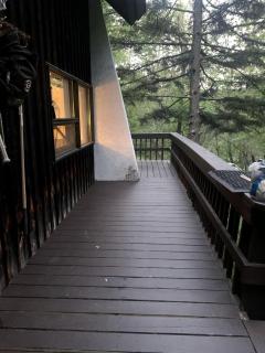 Cozy Cabin Rental with Fireplace near Killington Mountains in Vermont - 2