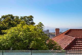 Green Point -2 Bedroom Apartment - 3