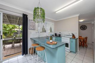 Spacious Family Retreat Ideal for Families or Groups - Ross River - 1