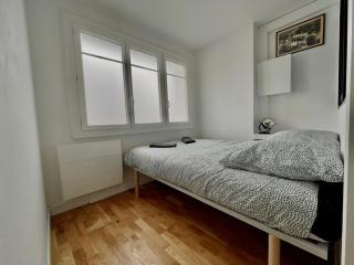 Large 2-Room Air-Conditioned with Terrace - Near Train Station - Toulouse - 7