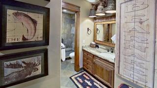 Crestwood 2216 Premier 3 Bedroom - 0