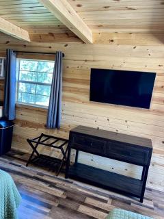 Lovely Wooden Cabin with Barbecue in Rapid City, South Dakota - 1