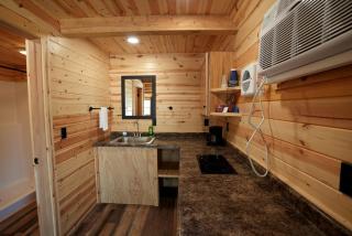 Glorious Lofted Cabin Perfect to Reconnect with Nature in South Dakota - 7