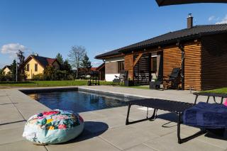 Pool Villa Mukařov - - 0