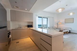 Yas Island 3BR plus Maid Pool, Gym, Near SeaWorld & Ferrari World - Abu Dhabi - 3