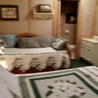 Cozy Accommodation for an Exciting Vacation near Athens, Texas - 2