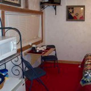 Inexpensive Getaway Rental near Plenty of Entertainment in Canton, East Texas - 2