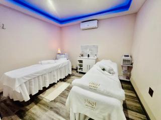 H & H Boutique & SPA - Roodepoort - 3