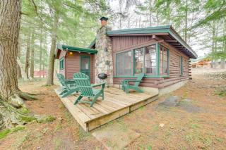 Steps to Beach Lake Cabin Retreat in Levering! - Pellston - 9