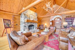 Deck and Beach Access Lakefront Cabin in Levering! - Pellston - 4