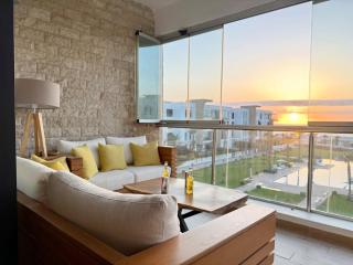 Sea View Apartment & Swimming Pool - Sidi Bouqnadel - 1