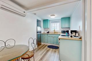 Georgianne Suite Six - 1