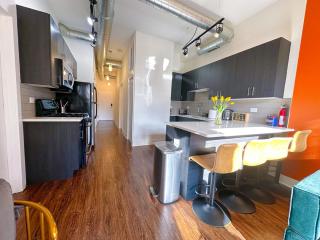 Modern 3BR Unit Near McCormick Place, University of Illinois Chicago and Soldier Field - Chicago - 4