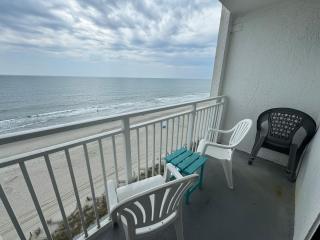 Recently Renovated Oceanfront Double Full Suite! Sea Mist 20909- Sleeps 2-4 Guests! - Myrtle Beach - 4