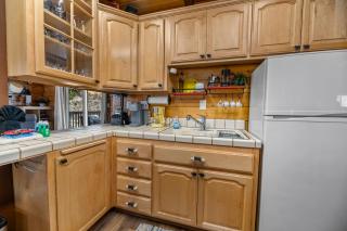 The Scandinavian Bear - Close to Slopes, Smart TV, Fireplace, Deck, BBQ - Big Bear Lake - 3