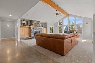 Eagle View Retreat - 1