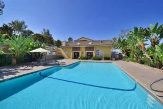 Entire Private 3-BR Family Home Free Pool, Tub and Parking, Available Now - Chula Vista - 9
