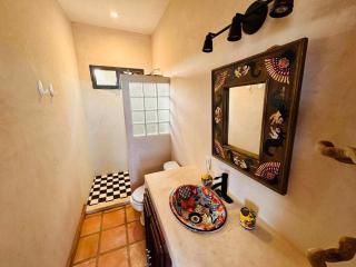 Romantic Pvt Casita, Ocean & Mountain Views, Pet-Friendly - El Pescadero - 0