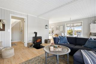 Seafront Gem With Private Beach On Siktesøya - - 7