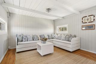 Seafront Gem With Private Beach On Siktesøya - - 3