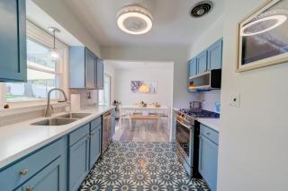 Beach Street Retreat - 1