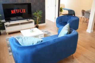 Spacious Modern Flat In Luton Town Centre - 2