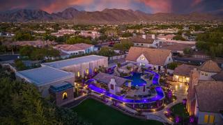HOZHO Grand Estate on Sunnyside Villa - Scottsdale - 0