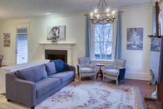 Updated Historic Villa 3 BR suites Walk Everywhere - Savannah - 1