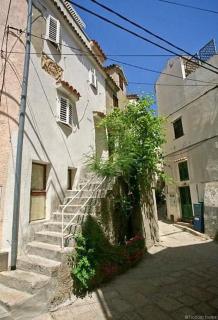 Charmantes Studio in einem traditionellen Steinhaus, in der Altstadt von Baska - Baška - 0