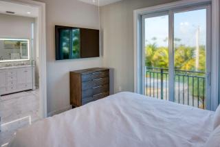 Luxurious Key Largo Oceanfront 3 Bed 3 5 Bath suite - Jewfish - 7