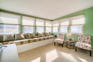 1 Block to Brigantine Beach Breezy Home with Patio! - Brigantine - 1