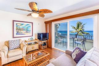 Oceanfront Condo with Stunning Views - Kailua-Kona - 4