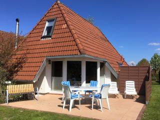 Ferienhaus Mit Terrasse, Grill Und Garten - Dorum Neufeld - 0