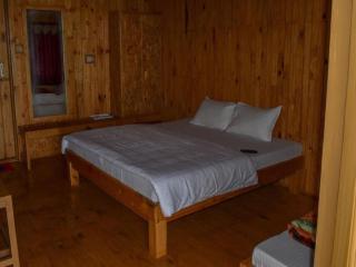 Shafa Wood Cabin - Kodaikānāl - 5