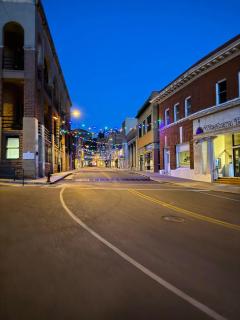 The Signature room with 2 King Beds - Bisbee - 4