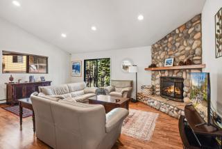 Tranquil Tumbleweed - Close to Skiing & More - Incline Village - 5