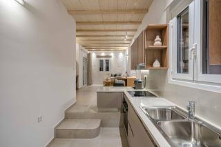 Perla's Luxury Apartments B - Livadi - 3