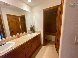 San Felipe Luxurious 3-Bedroom Condo 11-3 with Pool Access - 1