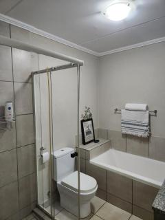 Scott Sandton Apartments & Cozy Escapes - Sandton - 1