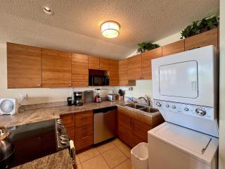 Kona Isle Oceanfront Condo - Kailua-Kona - 1