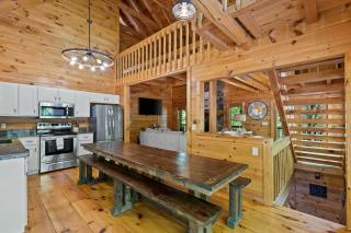 Spacious luxury Lake Blue Ridge forest cabin an spa - Blue Ridge - 5