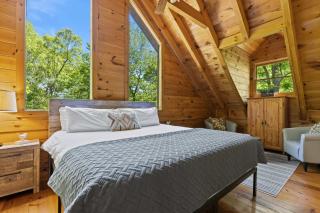 Spacious luxury Lake Blue Ridge forest cabin an spa - Blue Ridge - 8