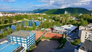 Simcity VII I Downtown 24 7 w parking and terrace - Banská Bystrica - 2