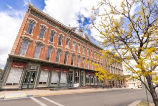 Historic Plaza Hotel - 5